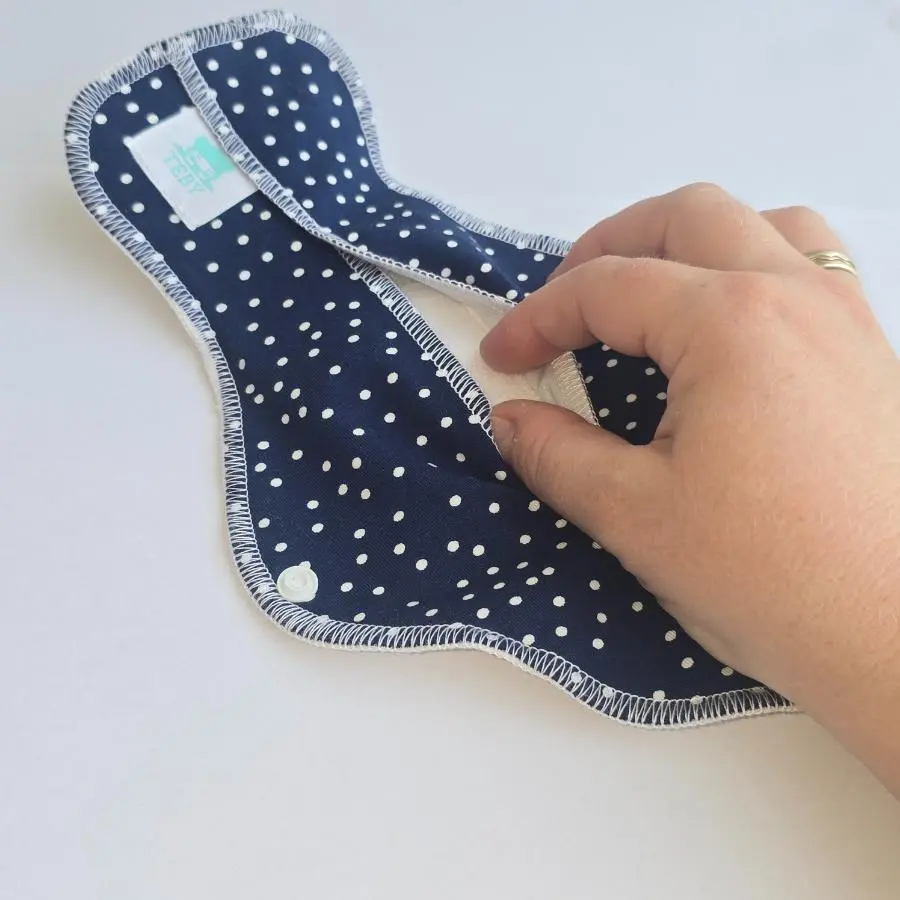 Teby Pink Maandverband Heavy Pois 2.webp