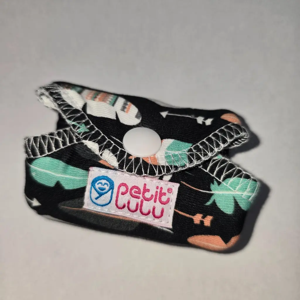 inlegkruisje petit lulu feathers arrows dicht.webp